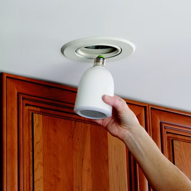 GiiNii AudioBulb Wireless LED Light Bulb Music System