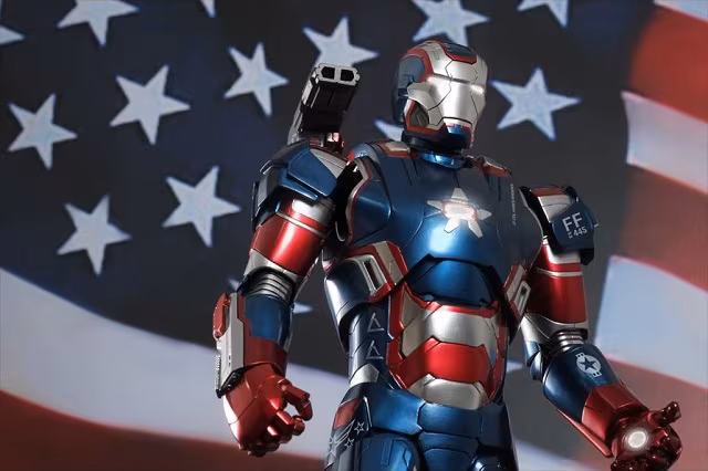 Iron Man 3 - Iron Patriot_2