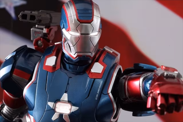 Iron Man 3 - Iron Patriot_3