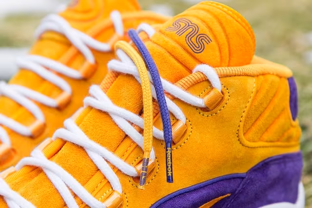 Sneakersnstuff x Reebok Question Mid The Crocus_12