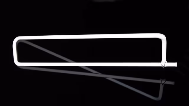 Tetra Desk Light by POD Design_3