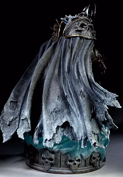 World of Warcraft Arthas Limited Edition Deluxe Statue_3