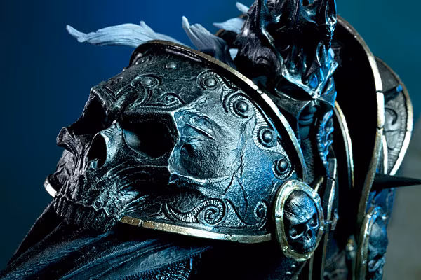 World of Warcraft Arthas Limited Edition Deluxe Statue_5