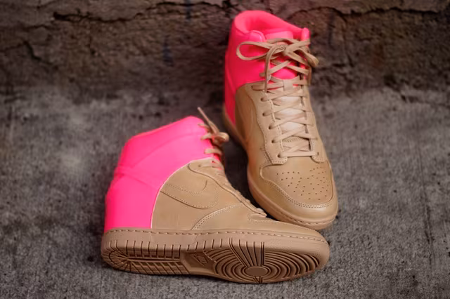 Nike Wmns Dunk Sky Hi VT QS