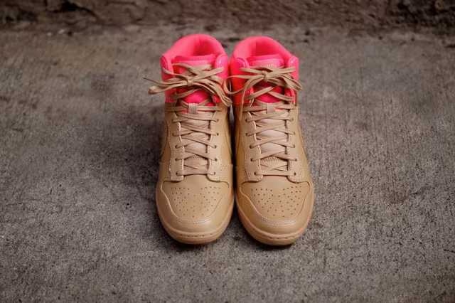 Nike Wmns Dunk Sky Hi VT QS