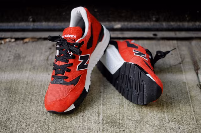New Balance M998 - Red/Black