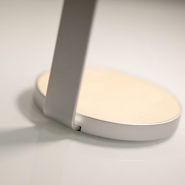Gravy LED Desk Lamp By Koncept_8