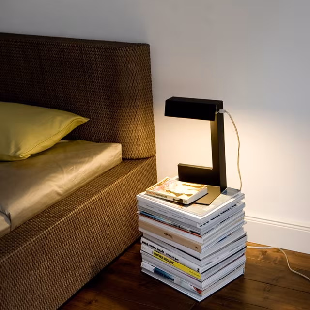 Konstantin Slawinski Left Or Right Pedestal Lamp_2