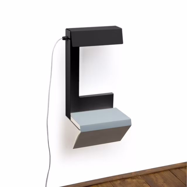 Konstantin Slawinski Left Or Right Pedestal Lamp_5