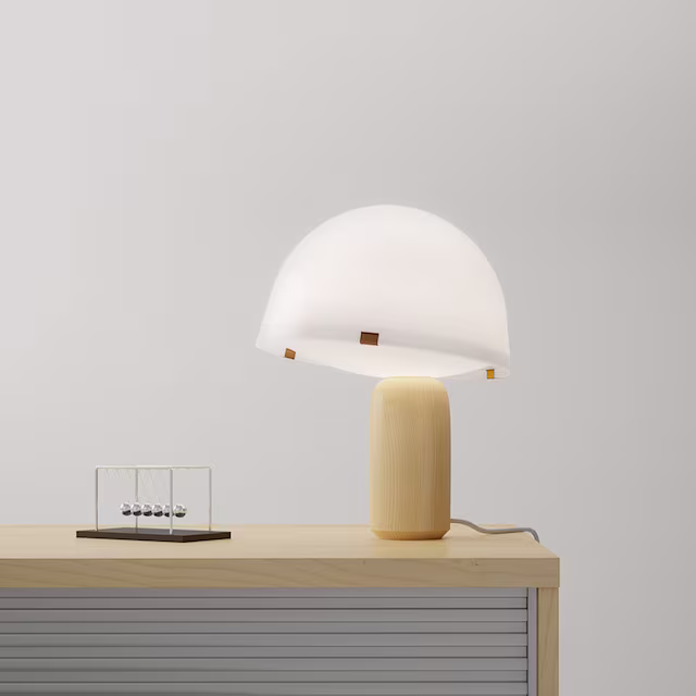 Vertigo Bird Kokeshi Table Lamp_2