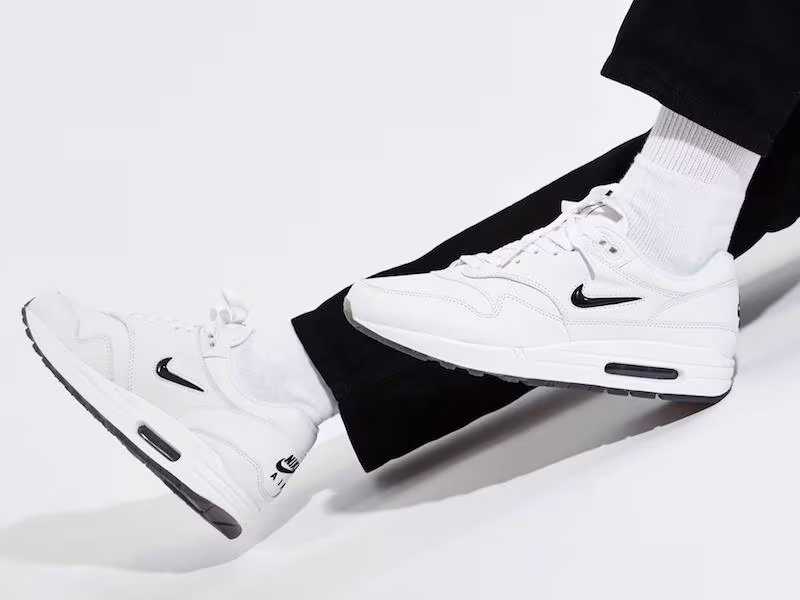 Nike Air Max 1 Premium SC Jewel Swoosh in White Black