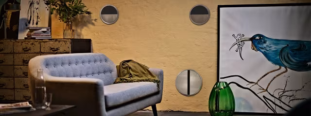 Bang & Olufsen BeoLab15-16_livingroom_black