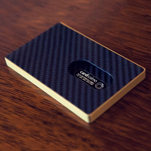 Cardissimo Carbon Fibre Card Case Gold_2