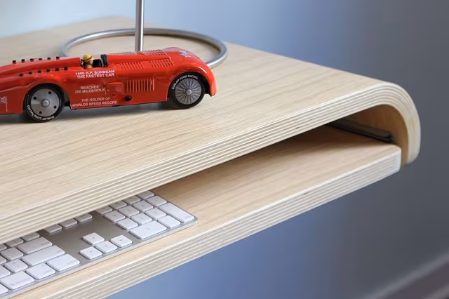 Minimal Float Wall Desk by Orange22 Design Lab_4