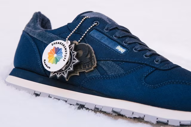 Sneakersnstuff x Reebok 30th Anniversary Classic Leather_3