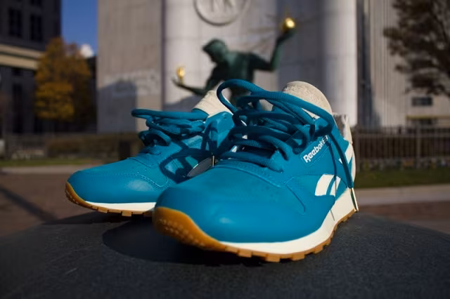 Burn Rubber x Reebok Classic Leather Lux 'Spirit of Detroit'_3