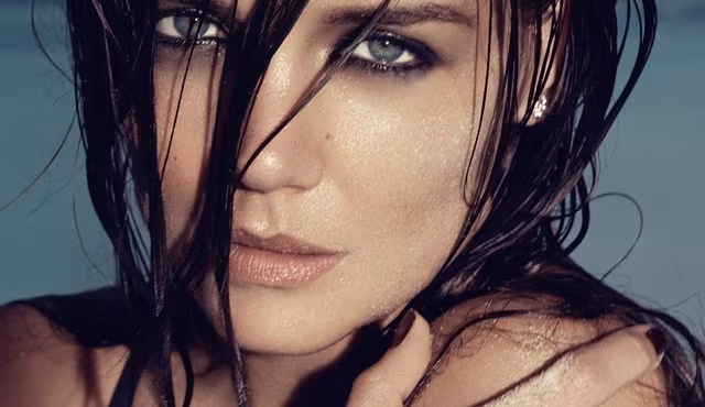 H. Stern Iris Collection Campaign by Katie Holmes_9