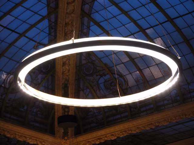 Nimba LED Suspension Light by Santa & Cole_3