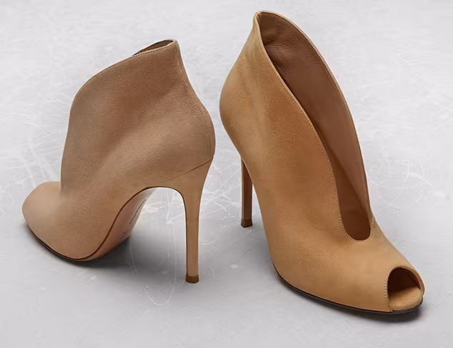 Designer Shoes feat. Gianvito Rossi at MYHABIT