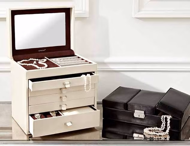 Jewelry Storage feat. Rowallan of Scotland at MYHABIT