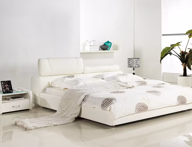 Casabianca Contemporary Collection at MYHABIT