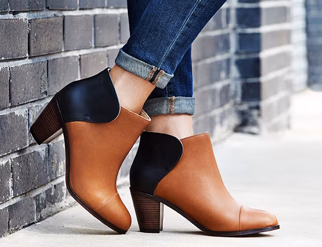 Fall Favorites: Boots & Booties at MYHABIT