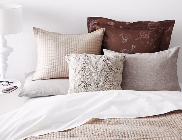 Quilts, Pillows & More feat. Amity Home at MYHABIT