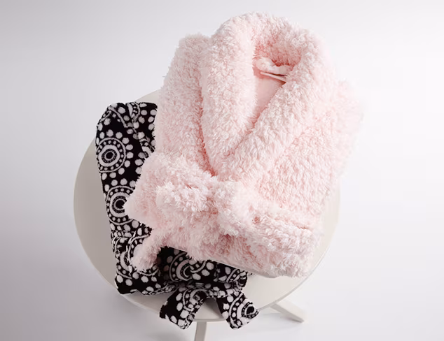 Cozy Nights: Sleepwear, Loungewear & More at MYHABIT
