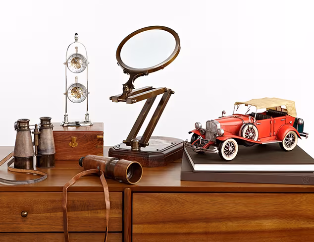 Old Modern Handicraft at MYHABIT