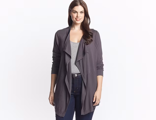 Plus Size: Weekend Wear at MYHABIT