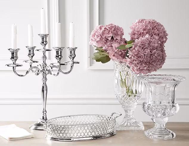 Refine & Dine: Centerpieces, Trays & More at MYHABIT