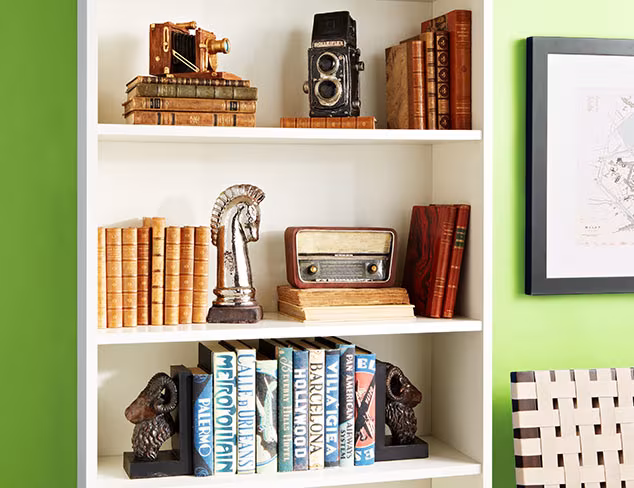 Show & Tell: Bookshelf Accents at MYHABIT