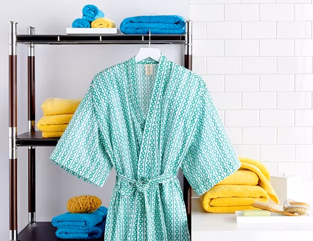 Brighten Up Your Bath at MYHABIT