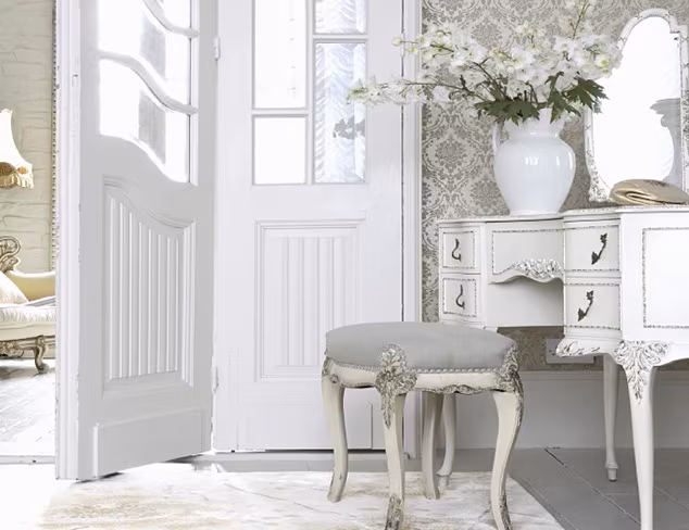 Create a Chic Dressing Room at MYHABIT