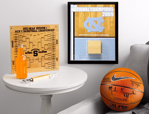 Steiner Sports Basketball Memorabilia at MYHABIT
