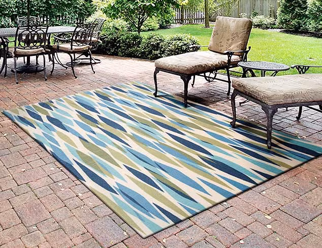 Indoor/Outdoor Living feat. Nourison at MYHABIT