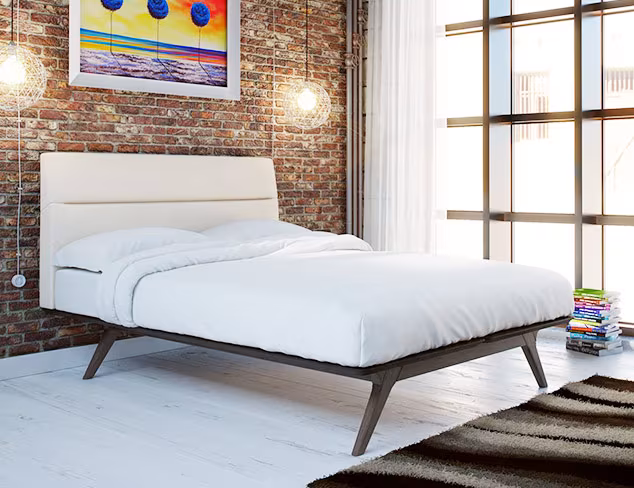 New Arrivals Mod Beds, Chairs & More at MYHABIT