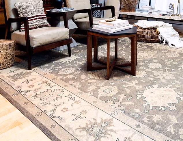 Traditional Rugs by Loloi at MYHABIT