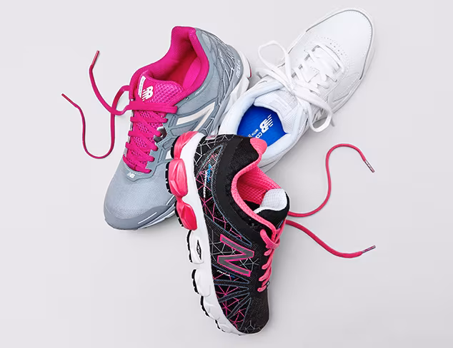 Sneakers feat. New Balance at MYHABIT