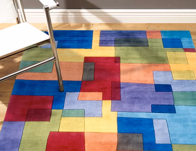 Graphic Rugs Feat. Momeni at MYHABIT