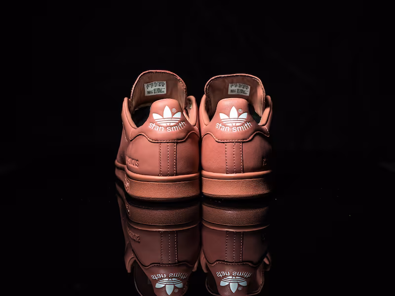 Raf Simons x adidas Stan Smiths in Ash Pink_4
