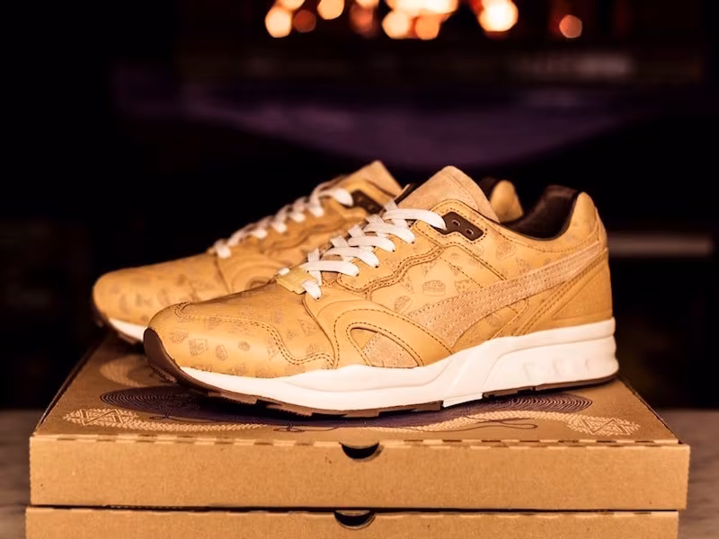 Sneakersnstuff x PUMA XT2 Pizza & Burgers_2