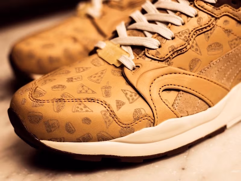 Sneakersnstuff x PUMA XT2 Pizza & Burgers_5