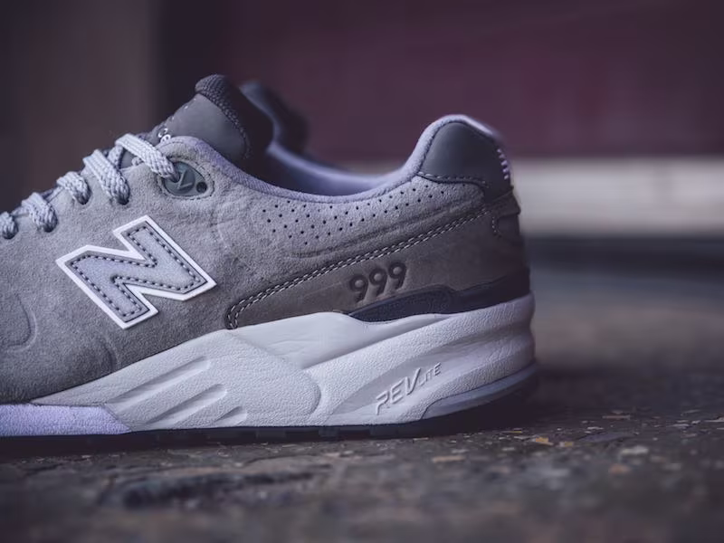 New Balance MRL999AG Re-Engineered_2